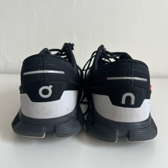 12.5 On Cloud Men's Cloud X 3 running athletic tennis shoe black - Picture 4 of 9